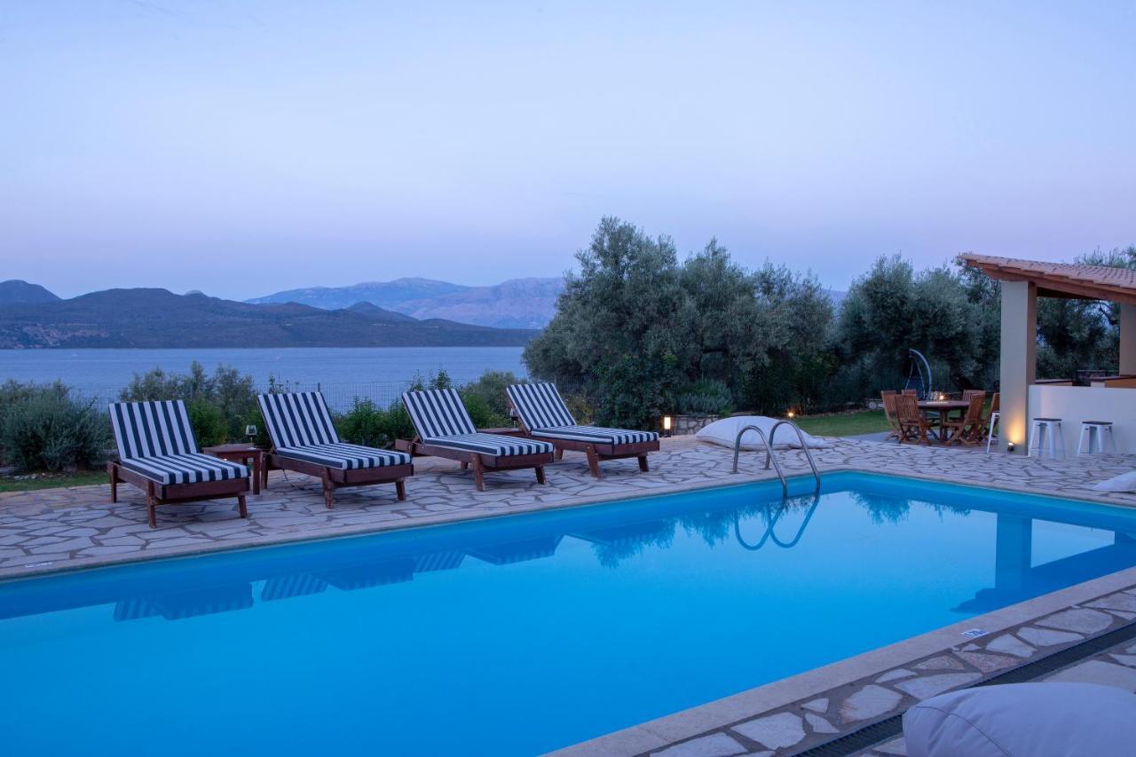 Villa Artemis Nikiana Exteriör bild
