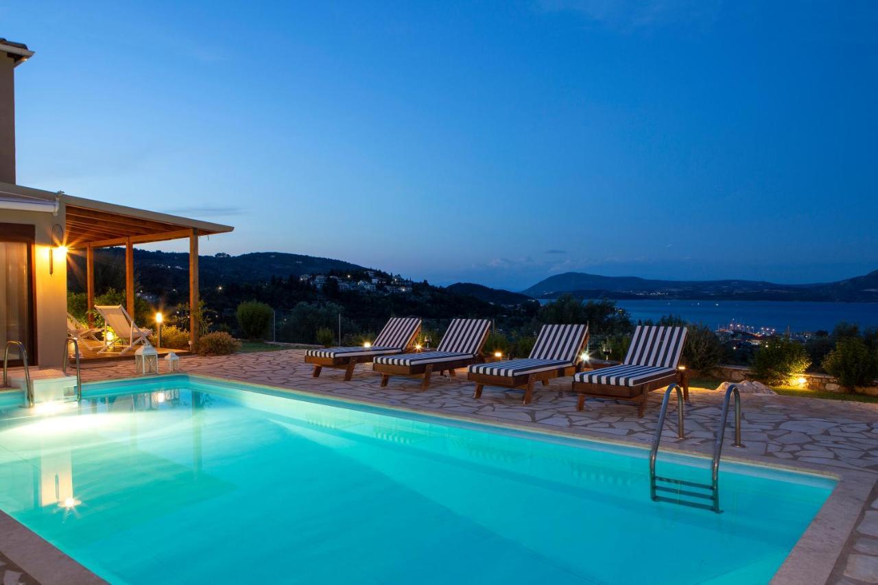 Villa Artemis Nikiana Exteriör bild